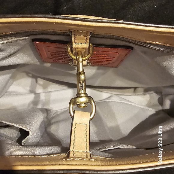 Coach F48166 PEYTON EMBOSSED PATENT TOP HANDLE TOTE - Picture 2 of 16